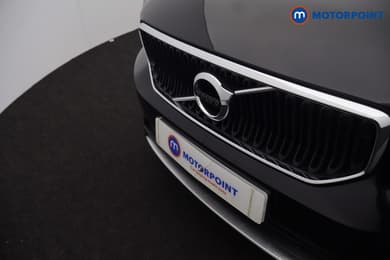 Volvo Xc40 Momentum Manual Petrol SUV - Stock Number (1684723) - 38th supplementary image
