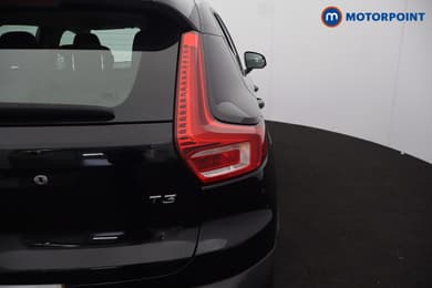 Volvo Xc40 Momentum Manual Petrol SUV - Stock Number (1684723) - 43rd supplementary image