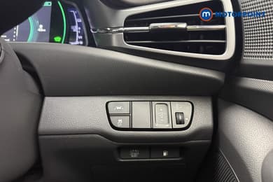 Hyundai Ioniq Premium Automatic Petrol-Electric Hybrid Hatchback - Stock Number (1674669) - 18th supplementary image