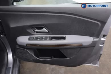 Dacia Sandero Stepway Extreme Manual Petrol Hatchback - Stock Number (1674729) - 20th supplementary image