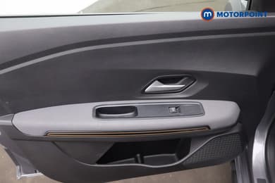 Dacia Sandero Stepway Extreme Manual Petrol Hatchback - Stock Number (1674729) - 30th supplementary image
