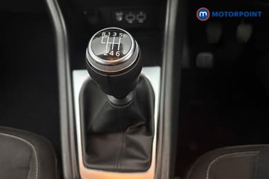 Renault Captur Iconic Manual Petrol SUV - Stock Number (1678396) - 7th supplementary image