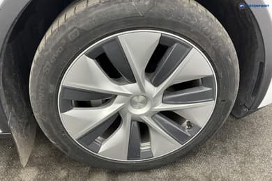 Tesla Model Y Rwd 5Dr Auto Automatic Electric SUV - Stock Number (1679775) - 33rd supplementary image