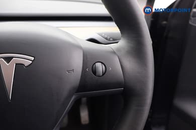 Tesla Model Y Long Range Automatic Electric SUV - Stock Number (1681686) - 7th supplementary image