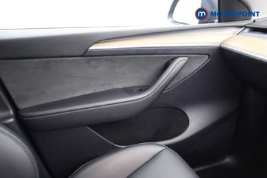 Tesla Model Y Long Range Automatic Electric SUV - Stock Number (1681686) - 15th supplementary image