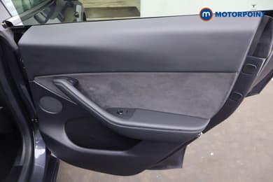 Tesla Model Y Long Range Automatic Electric SUV - Stock Number (1681686) - 22nd supplementary image