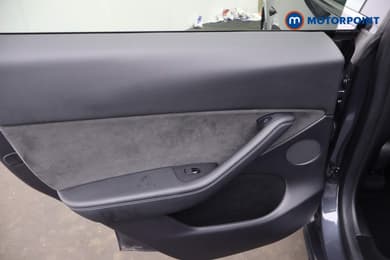 Tesla Model Y Long Range Automatic Electric SUV - Stock Number (1681686) - 26th supplementary image