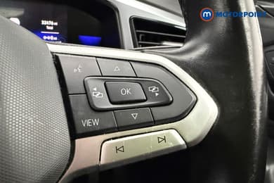 Volkswagen T-Roc Life Manual Petrol SUV - Stock Number (1681774) - 14th supplementary image