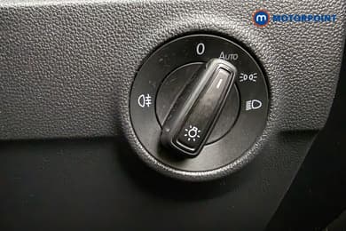 Volkswagen T-Roc Life Manual Petrol SUV - Stock Number (1681774) - 16th supplementary image