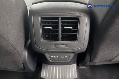 Volkswagen T-Roc Life Manual Petrol SUV - Stock Number (1681774) - 20th supplementary image
