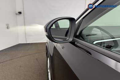 Volkswagen T-Roc Life Manual Petrol SUV - Stock Number (1681774) - 29th supplementary image