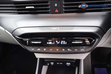 Hyundai I20 Tech Line Automatic Petrol Hatchback - Stock Number (1678383) - 7th supplementary image
