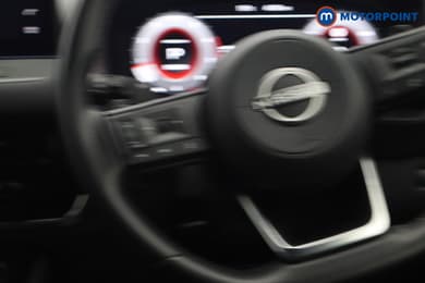 Nissan Qashqai N-Connecta Automatic Petrol SUV - Stock Number (1680465) - 10th supplementary image