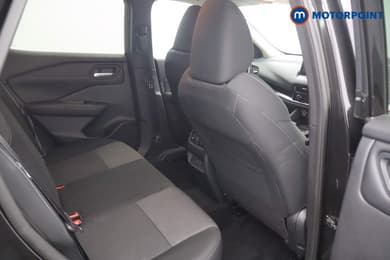 Nissan Qashqai N-Connecta Automatic Petrol SUV - Stock Number (1680465) - 20th supplementary image