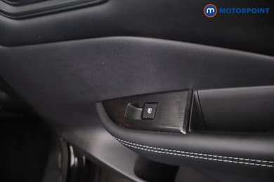 Nissan Qashqai N-Connecta Automatic Petrol SUV - Stock Number (1680465) - 25th supplementary image