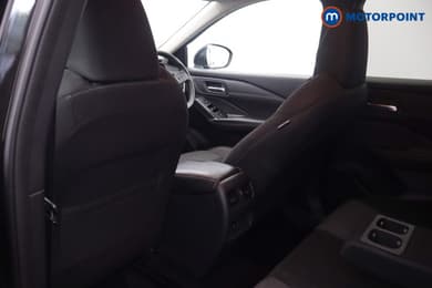 Nissan Qashqai N-Connecta Automatic Petrol SUV - Stock Number (1680465) - 32nd supplementary image