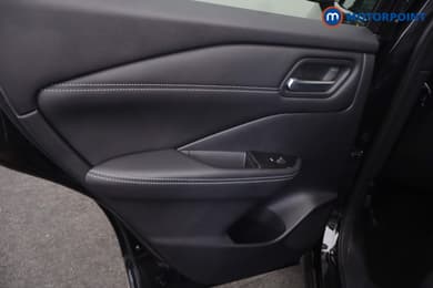 Nissan Qashqai N-Connecta Automatic Petrol SUV - Stock Number (1680465) - 34th supplementary image