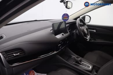 Nissan Qashqai N-Connecta Automatic Petrol SUV - Stock Number (1680465) - 37th supplementary image