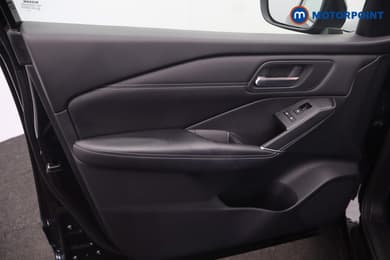 Nissan Qashqai N-Connecta Automatic Petrol SUV - Stock Number (1680465) - 39th supplementary image