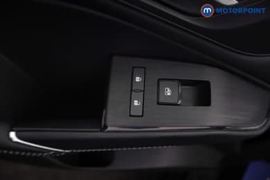 Nissan Qashqai N-Connecta Automatic Petrol SUV - Stock Number (1680465) - 41st supplementary image