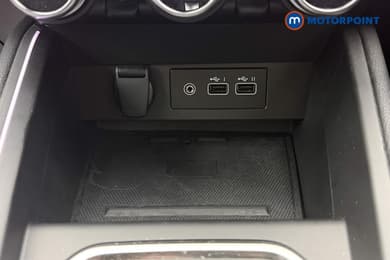 Renault Clio Techno Automatic Petrol-Electric Hybrid Hatchback - Stock Number (1681191) - 16th supplementary image