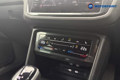 Volkswagen Tiguan R-Line Automatic Petrol SUV - Stock Number (1683129) - 16th supplementary image