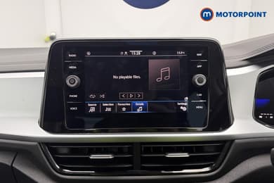 Volkswagen T-Roc Life Manual Petrol SUV - Stock Number (1670668) - 5th supplementary image