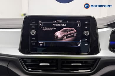 Volkswagen T-Roc Life Manual Petrol SUV - Stock Number (1670668) - 9th supplementary image