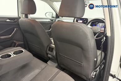 Volkswagen T-Roc Life Manual Petrol SUV - Stock Number (1670668) - 21st supplementary image