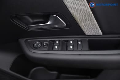 Citroen C4 Shine Manual Petrol Hatchback - Stock Number (1673850) - 16th supplementary image