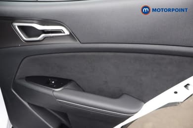 KIA Sportage Gt-Line Automatic Petrol-Electric Hybrid SUV - Stock Number (1676192) - 19th supplementary image