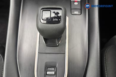 Nissan Qashqai N-Connecta Automatic Petrol SUV - Stock Number (1680468) - 7th supplementary image
