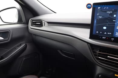 Ford Kuga St-Line Automatic Petrol Plug-In Hybrid SUV - Stock Number (1685060) - 10th supplementary image