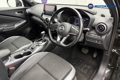 Nissan Juke N-Connecta Automatic Petrol SUV - Stock Number (1658695) - 7th supplementary image