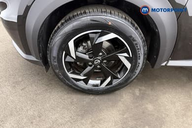 Nissan Juke N-Connecta Automatic Petrol SUV - Stock Number (1658695) - 26th supplementary image