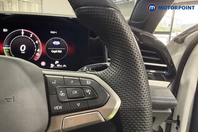 Volkswagen Passat R-Line Automatic Petrol Plug-In Hybrid Estate - Stock Number (1672191) - 4th supplementary image