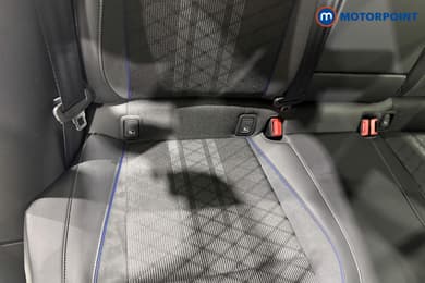 Volkswagen Passat R-Line Automatic Petrol Plug-In Hybrid Estate - Stock Number (1672191) - 20th supplementary image