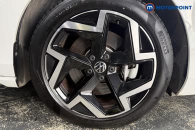 Volkswagen Passat R-Line Automatic Petrol Plug-In Hybrid Estate - Stock Number (1672191) - 28th supplementary image