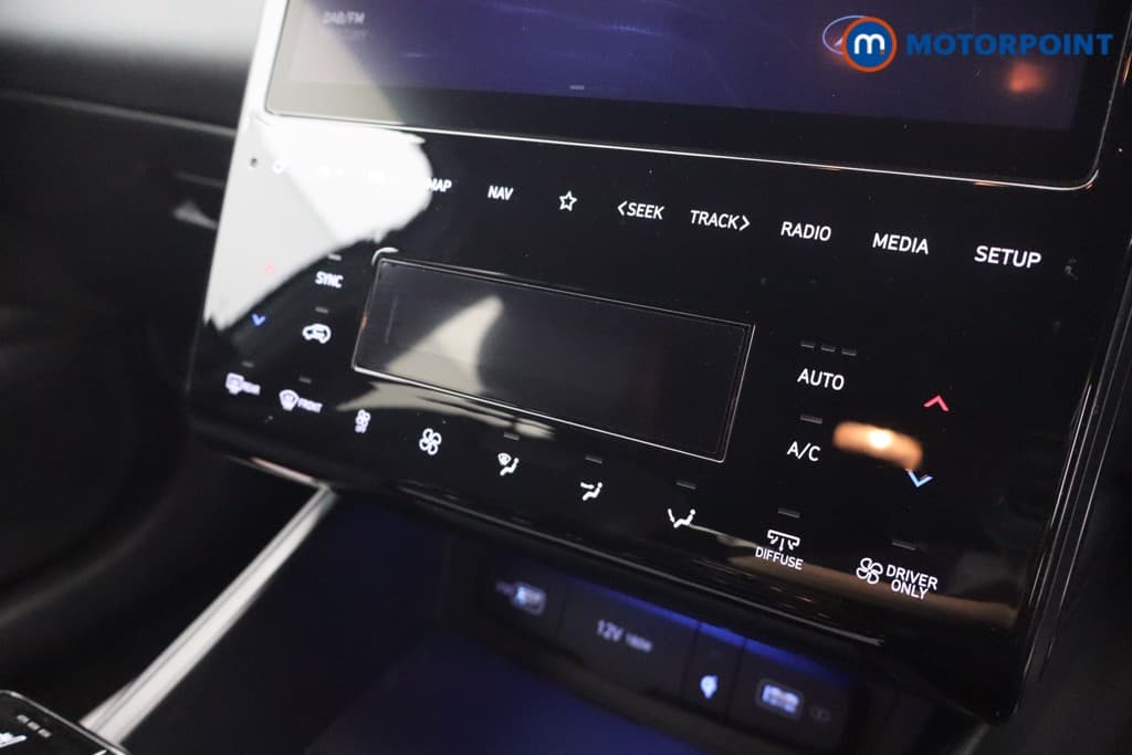 Hyundai Tucson N Line Automatic Petrol-Electric Hybrid SUV - Stock Number (1675122) - 8th supplementary image