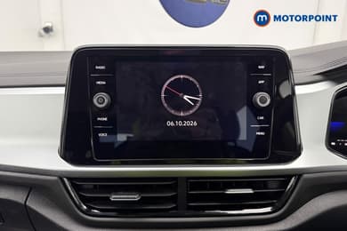 Volkswagen T-Roc Life Manual Petrol SUV - Stock Number (1679971) - 2nd supplementary image