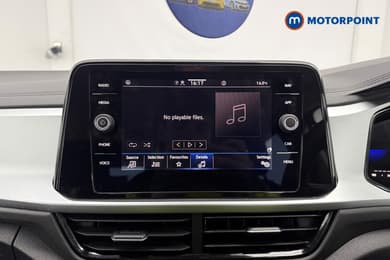 Volkswagen T-Roc Life Manual Petrol SUV - Stock Number (1679971) - 4th supplementary image