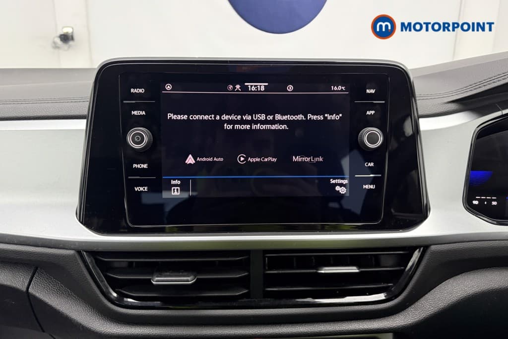 Volkswagen T-Roc Life Manual Petrol SUV - Stock Number (1679971) - 8th supplementary image