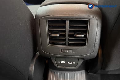 Volkswagen T-Roc Life Manual Petrol SUV - Stock Number (1679971) - 26th supplementary image