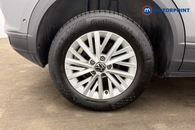 Volkswagen T-Roc Life Manual Petrol SUV - Stock Number (1679971) - 33rd supplementary image