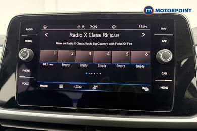 Volkswagen T-Roc Life Manual Petrol SUV - Stock Number (1681406) - 2nd supplementary image