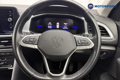 Volkswagen T-Roc Life Manual Petrol SUV - Stock Number (1681406) - 4th supplementary image