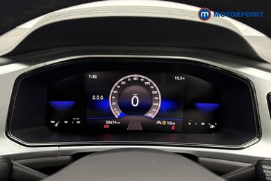 Volkswagen T-Roc Life Manual Petrol SUV - Stock Number (1681406) - 5th supplementary image