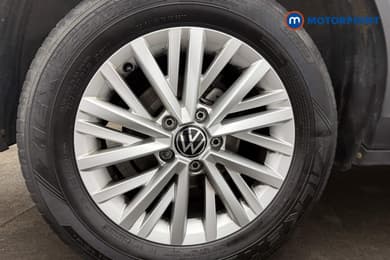 Volkswagen T-Roc Life Manual Petrol SUV - Stock Number (1681406) - 9th supplementary image