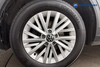 Volkswagen T-Roc Life Manual Petrol SUV - Stock Number (1681406) - 11th supplementary image