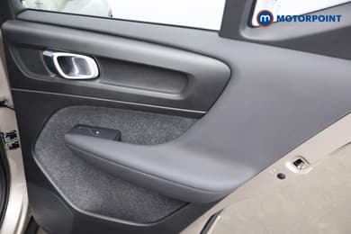 Volvo Xc40 Ultimate Automatic Petrol Plug-In Hybrid SUV - Stock Number (1682962) - 18th supplementary image